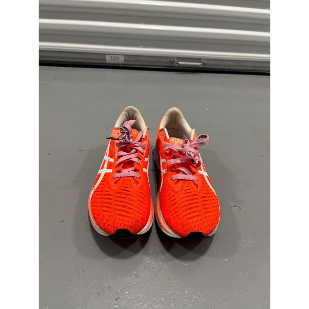 Asics Novablast Tokyo Sunrise Red White Running Shoes 1012A941 Womens 10 - Picture 2 of 7